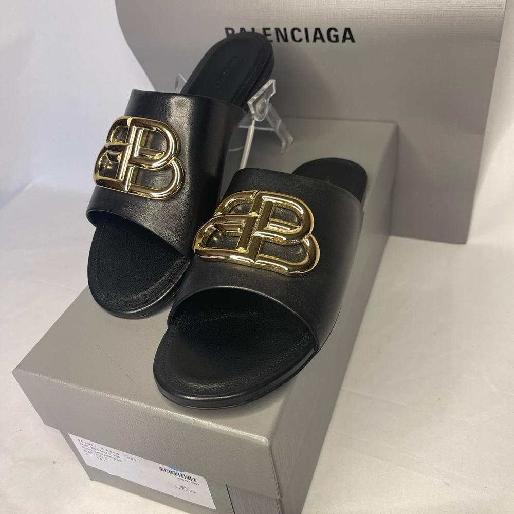 Balenciaga size US 6.5 (ER 36.5) Oval BB sandals black shiny sheepskin gold - Picture 3 of 17